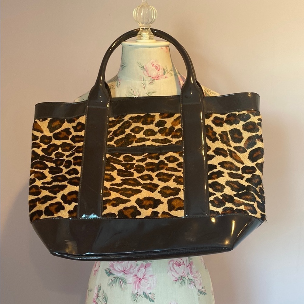 DKNY Chic Leopard Print Tote Bag
